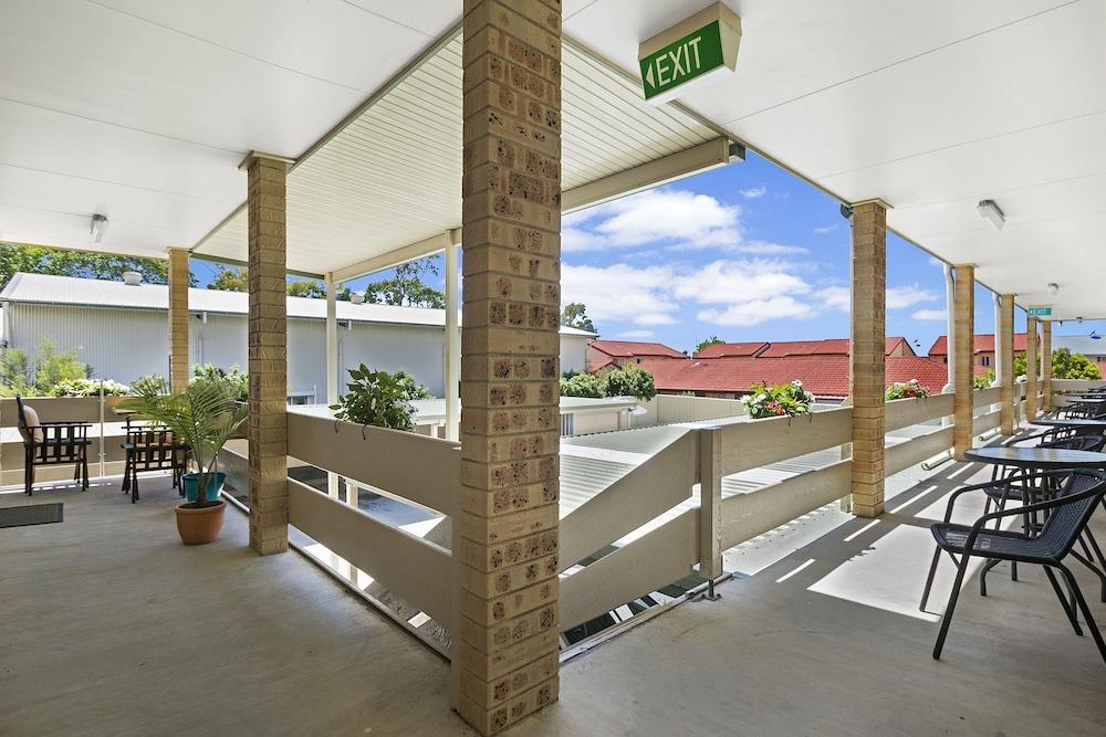 Golden Beach Motor Inn, Caloundra Buitenkant foto