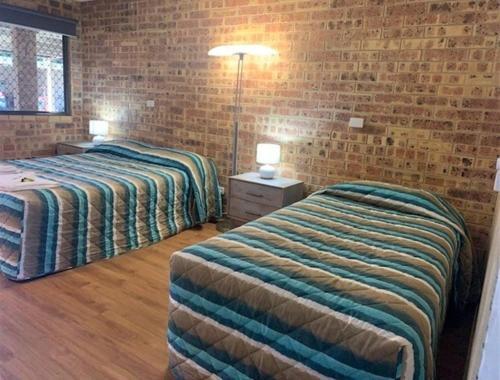 Golden Beach Motor Inn, Caloundra Buitenkant foto