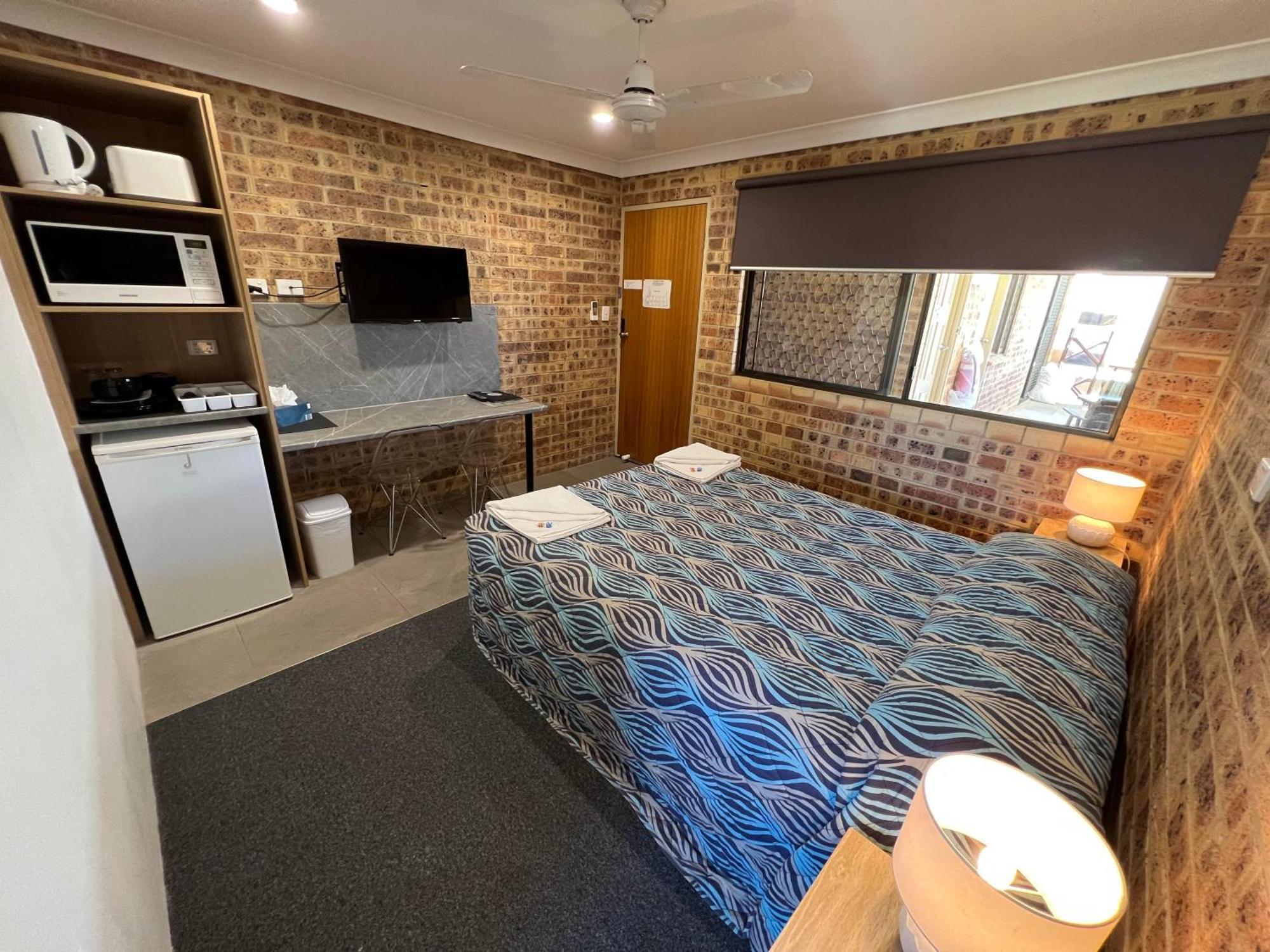 Golden Beach Motor Inn, Caloundra Buitenkant foto
